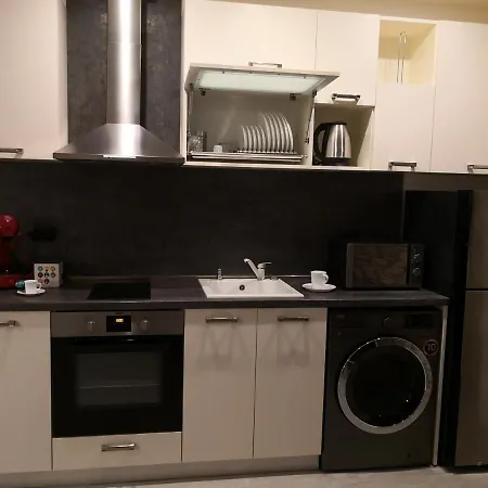 Unique Апартамент