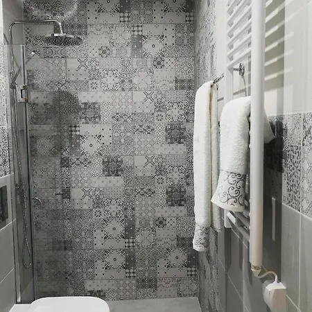 Unique Апартамент *