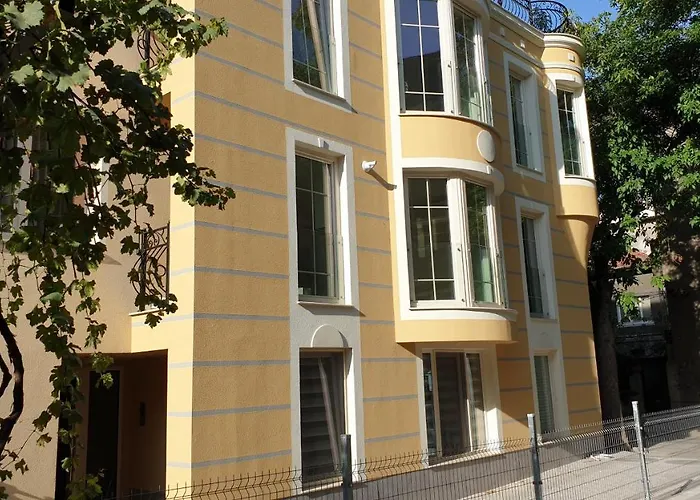 Unique Апартаменти