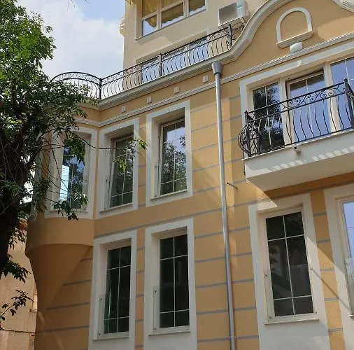 Unique Апартаменти